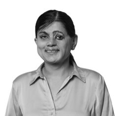 Ritika Sardar, Commercial Lawyer